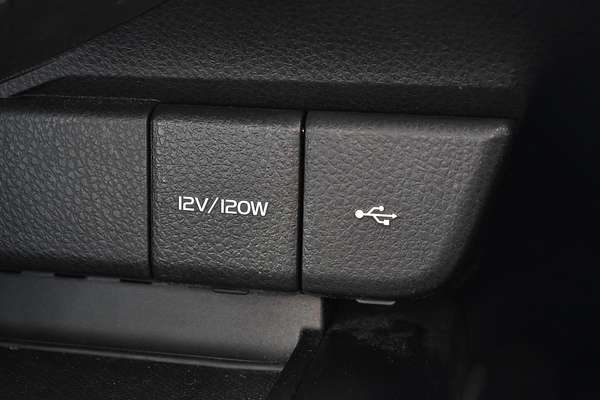 2024 Toyota Camry Ascent AXVH70R