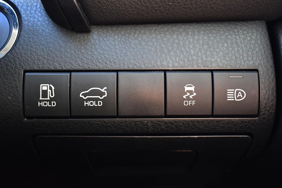 2024 Toyota Camry Ascent AXVH70R