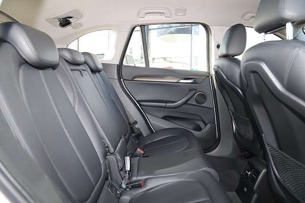 2016 BMW X1 sDrive20i F48