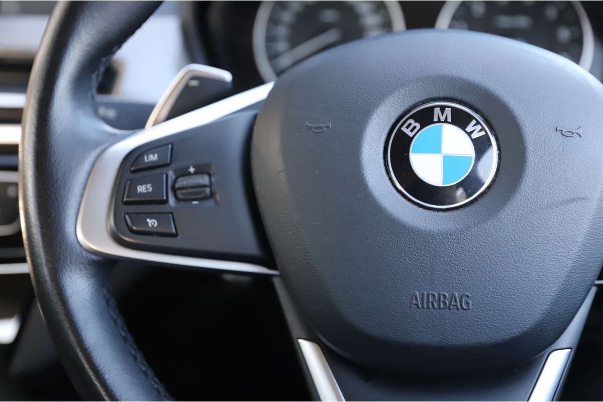 2016 BMW X1 sDrive20i F48