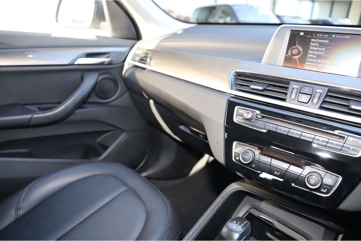 2016 BMW X1 sDrive20i F48