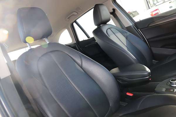 2016 BMW X1 sDrive20i F48