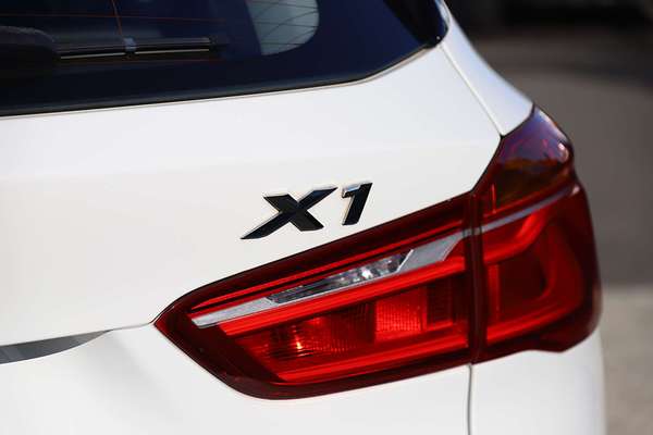 2016 BMW X1 sDrive20i F48