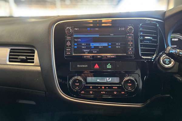 2015 Mitsubishi Outlander PHEV ZJ