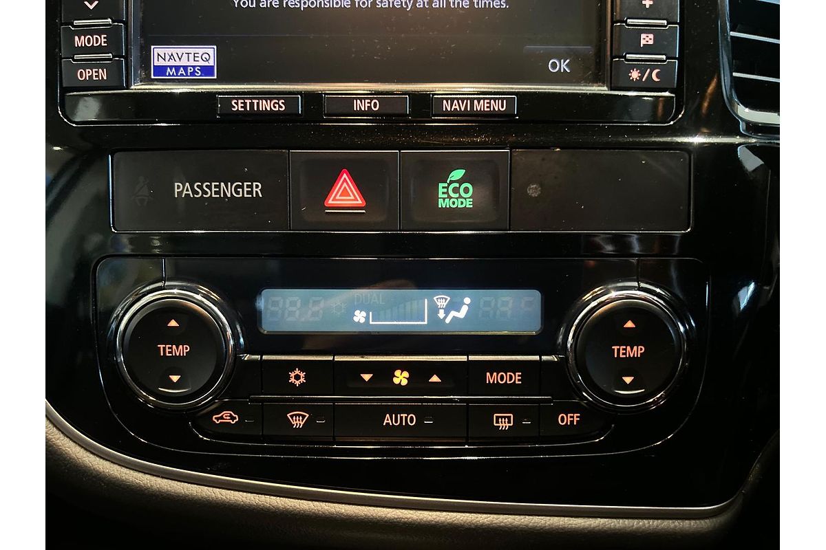 2015 Mitsubishi Outlander PHEV ZJ