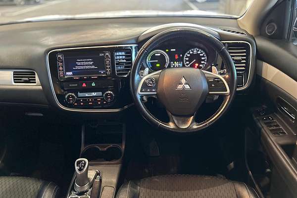 2015 Mitsubishi Outlander PHEV ZJ