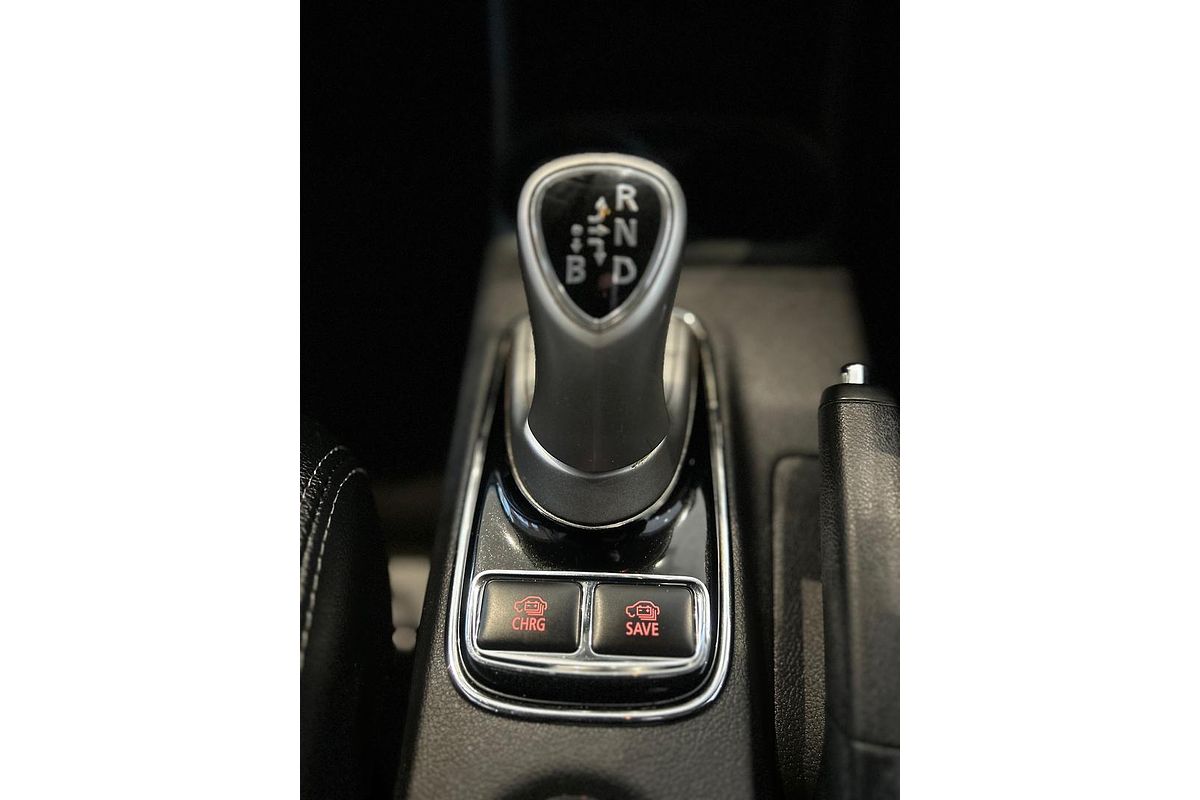 2015 Mitsubishi Outlander PHEV ZJ
