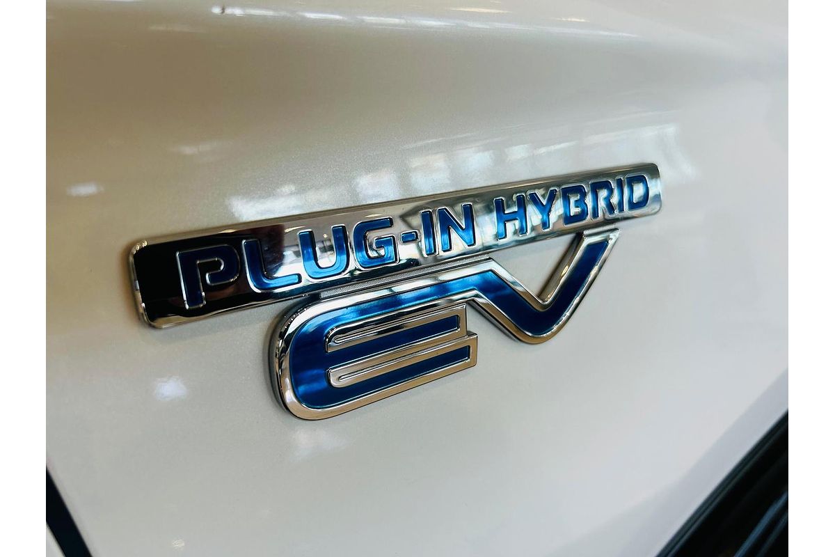 2015 Mitsubishi Outlander PHEV ZJ