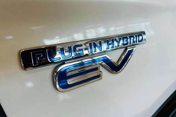 2015 Mitsubishi Outlander PHEV ZJ