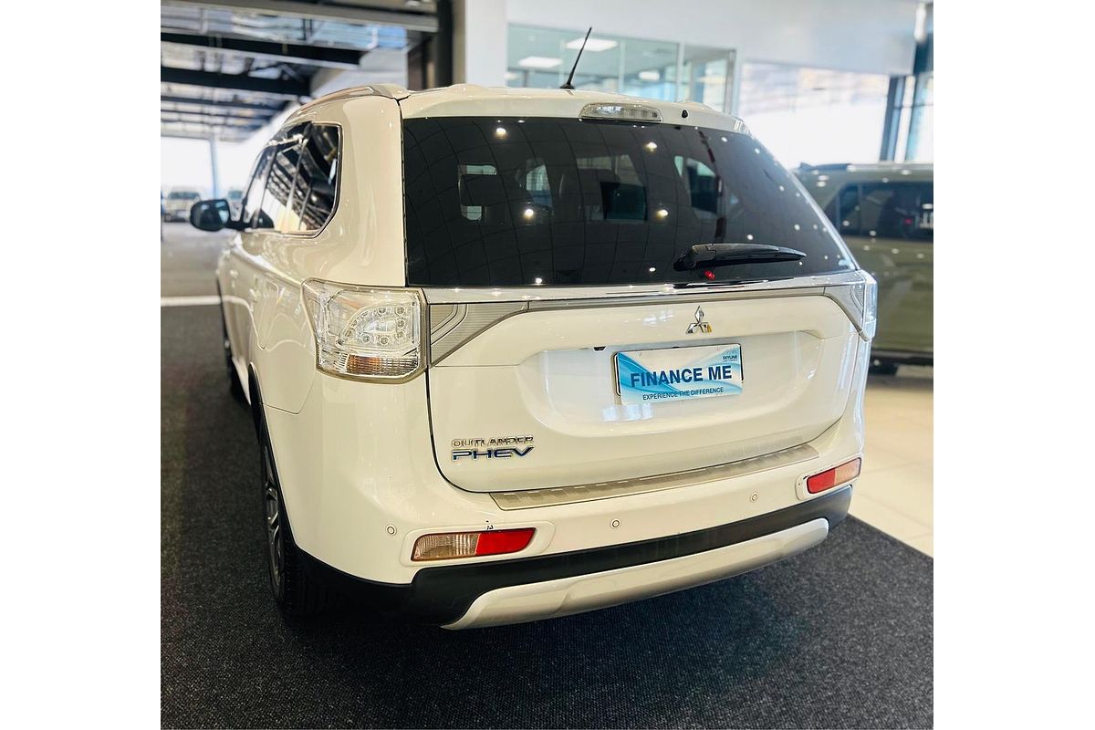 2015 Mitsubishi Outlander PHEV ZJ