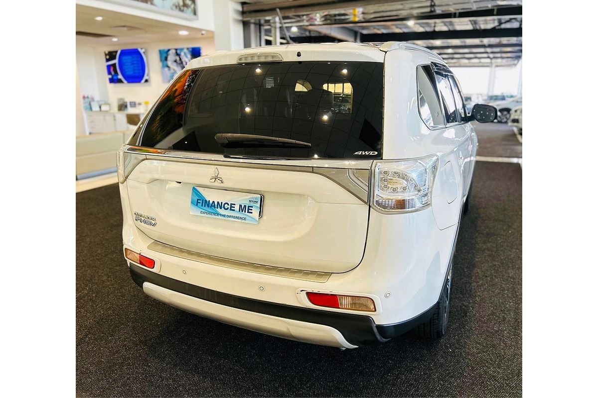 2015 Mitsubishi Outlander PHEV ZJ