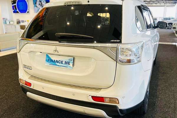 2015 Mitsubishi Outlander PHEV ZJ