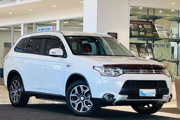 2015 Mitsubishi Outlander PHEV ZJ