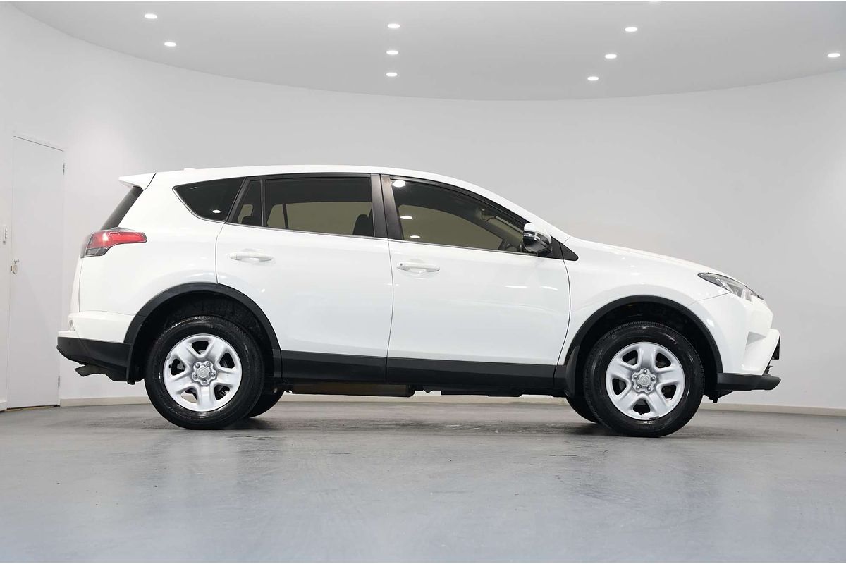 2016 Toyota RAV4 GX ZSA42R