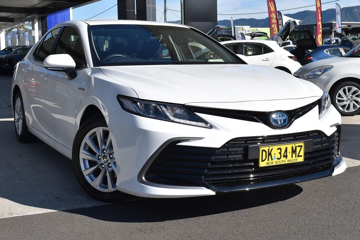 2024 Toyota Camry Ascent AXVH70R