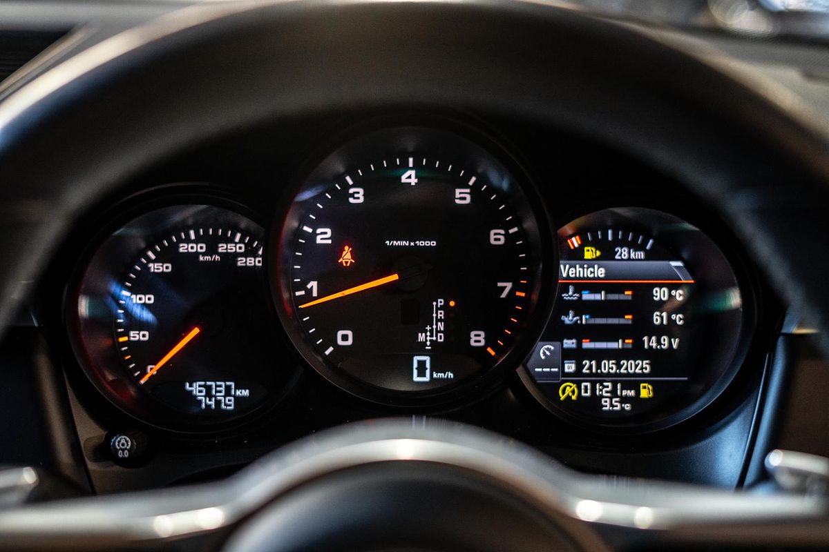 2021 Porsche Macan 95B