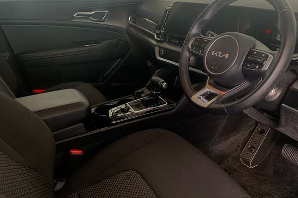 2023 Kia Sportage SX NQ5