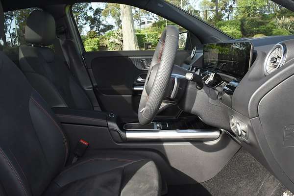 2025 Mercedes-Benz GLA-Class GLA250 H247