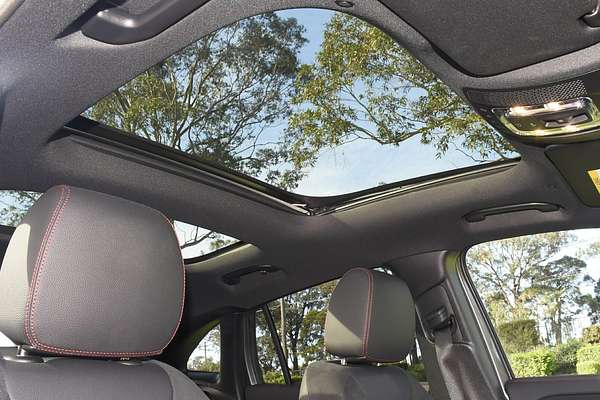 2025 Mercedes-Benz GLA-Class GLA250 H247