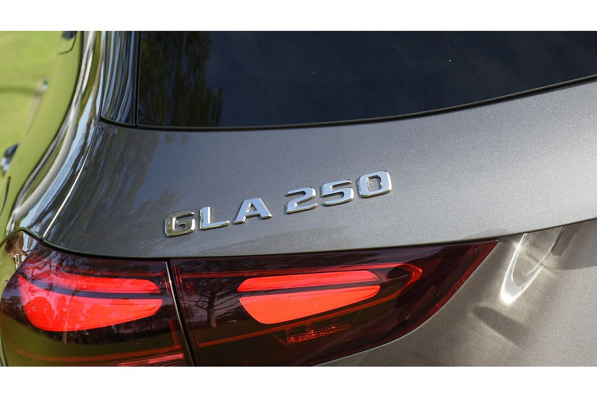 2025 Mercedes-Benz GLA-Class GLA250 H247