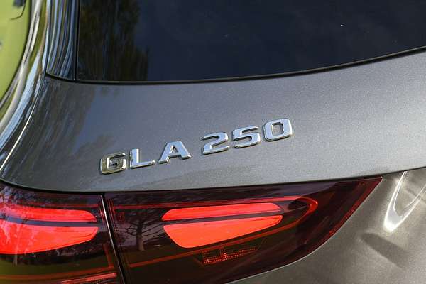 2025 Mercedes-Benz GLA-Class GLA250 H247