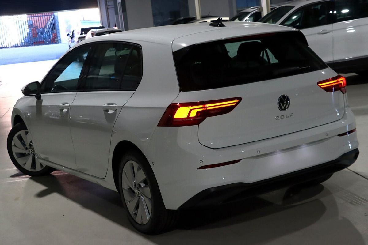 2025 Volkswagen Golf 110TSI Life 8.5