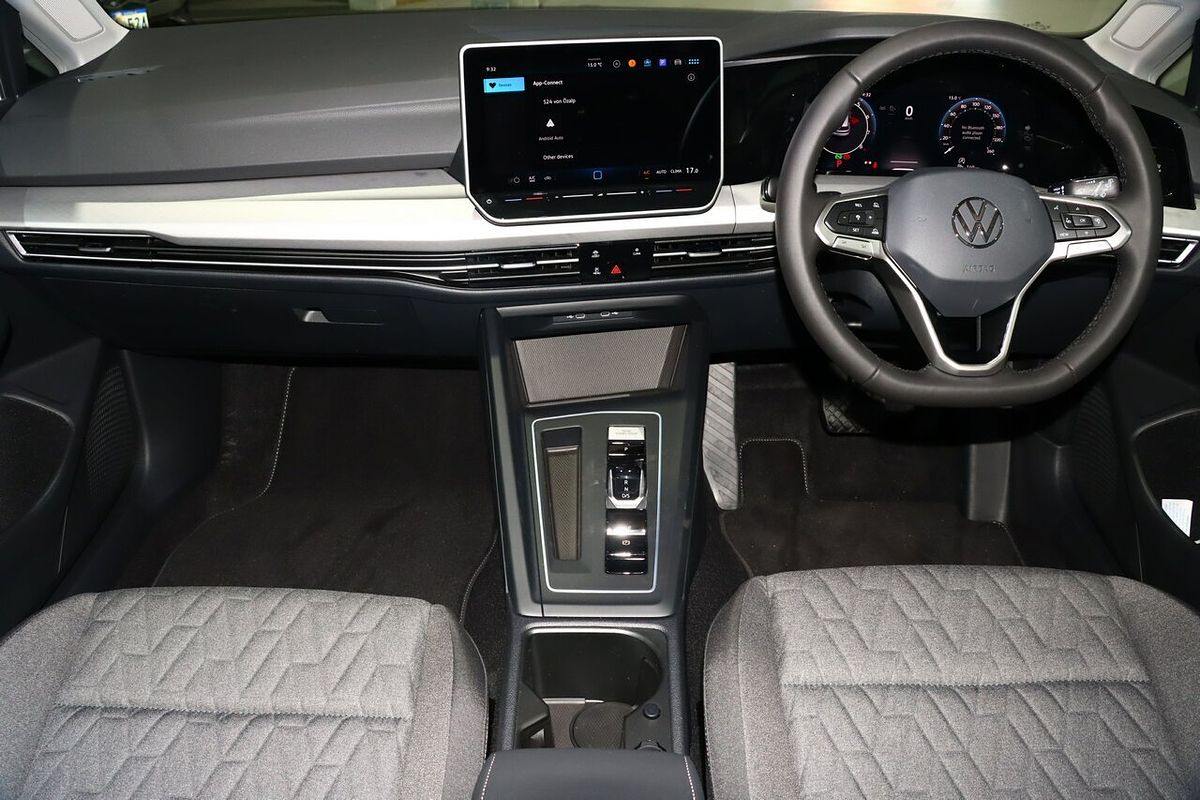 2025 Volkswagen Golf 110TSI Life 8.5