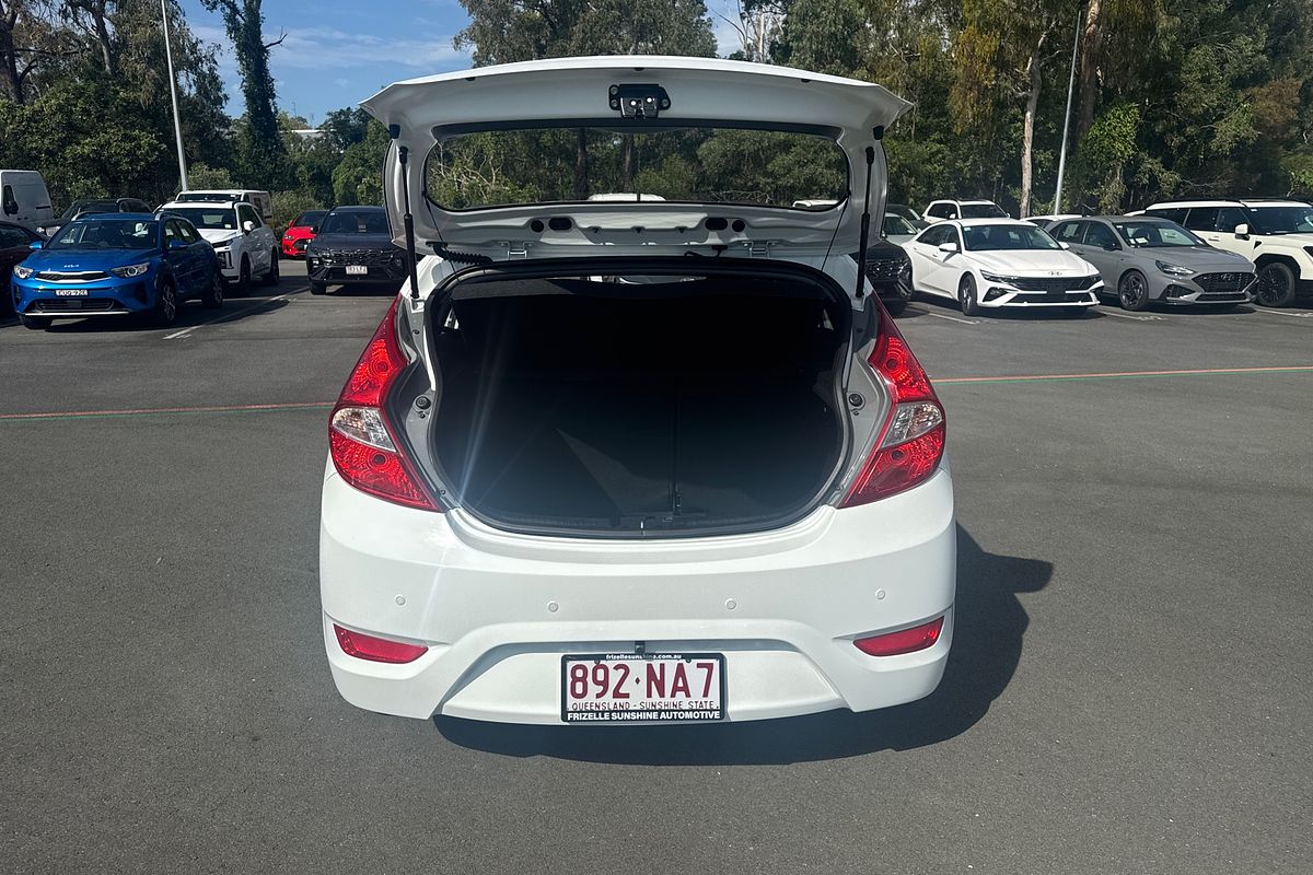 2014 Hyundai Accent Active RB2