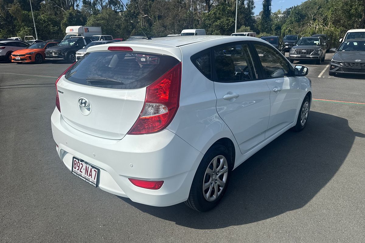 2014 Hyundai Accent Active RB2