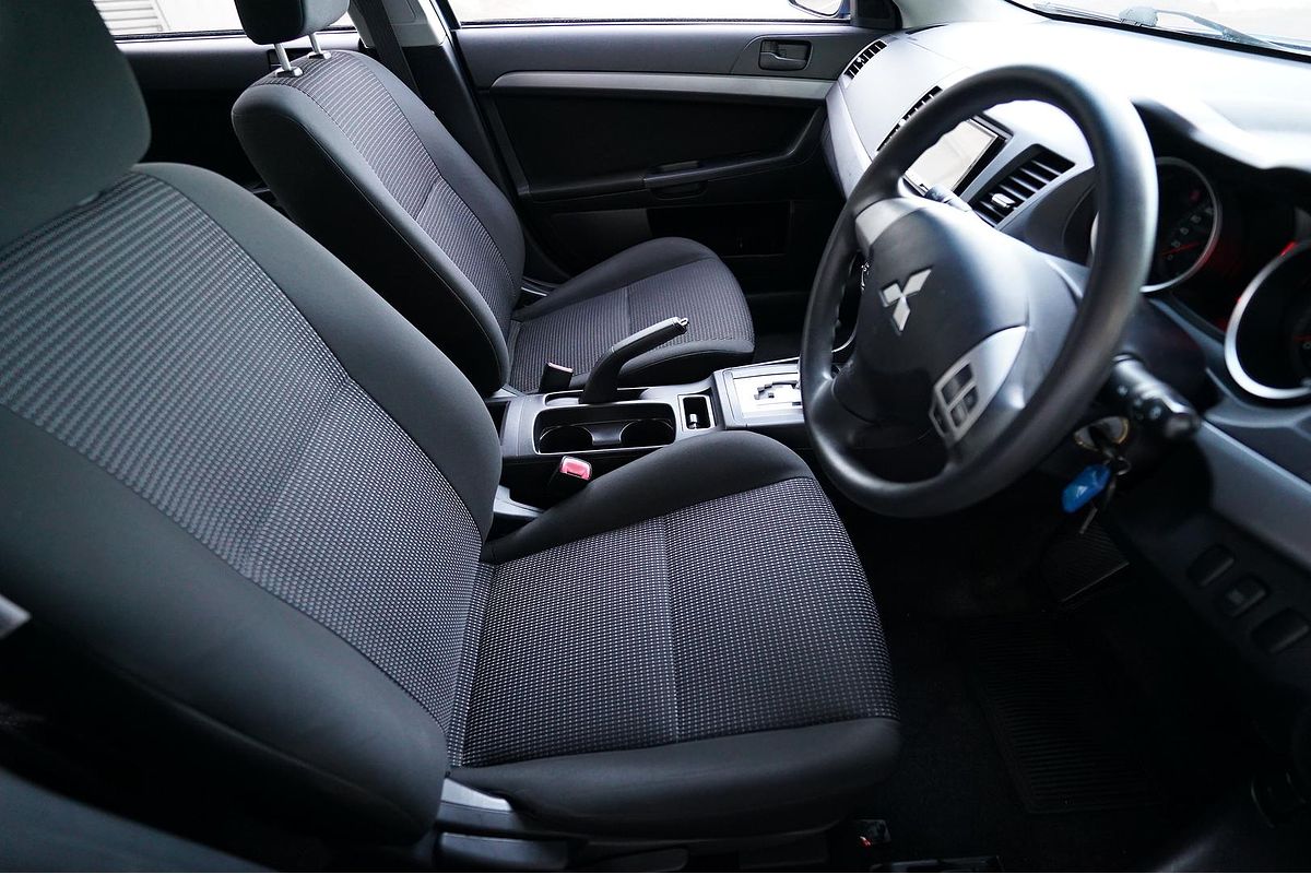 2009 Mitsubishi LANCER LANCER ES CJ MY09