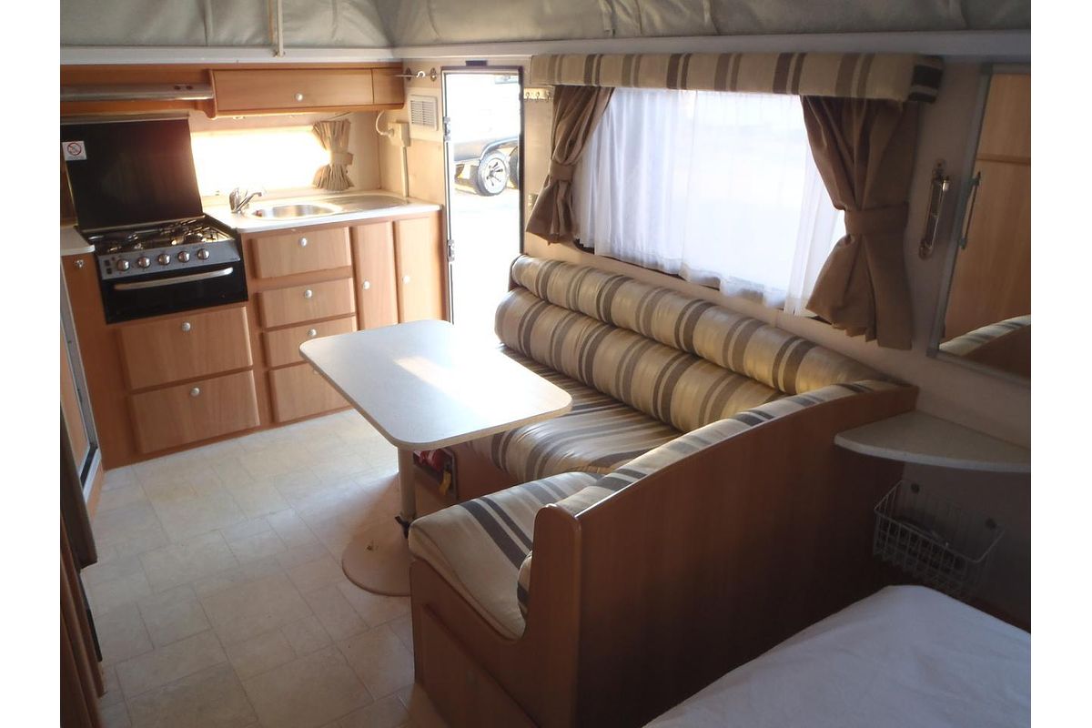 2007 Jayco Destiny 17.55-3