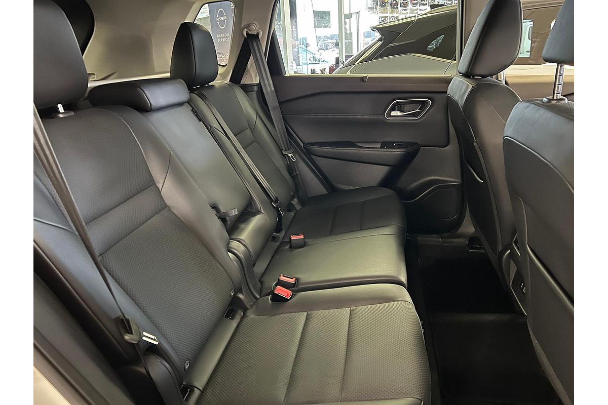 2025 Nissan X-TRAIL N-TREK T33