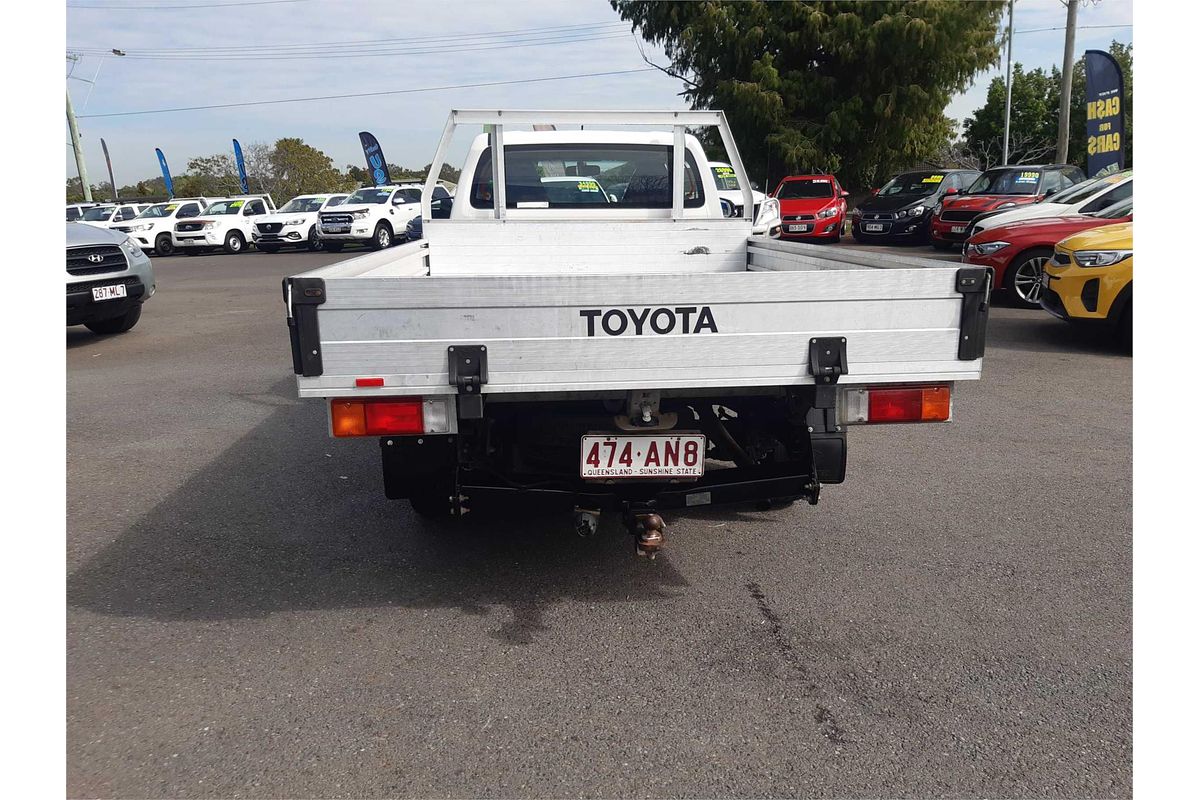 2016 Toyota HILUX WORKMATE TGN121R Rear Wheel Drive