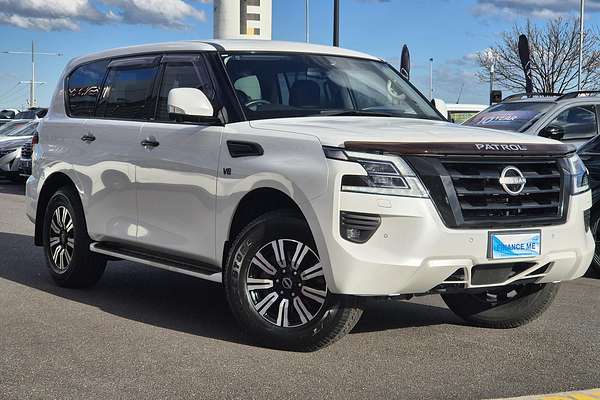 2022 Nissan Patrol Ti Y62