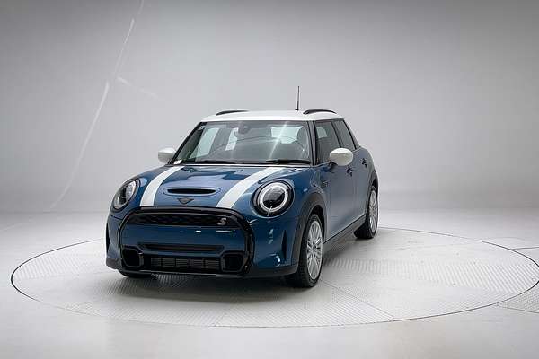 2023 MINI Hatch Cooper S Classic F55 LCI-2