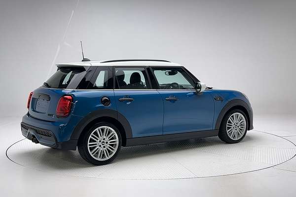 2023 MINI Hatch Cooper S Classic F55 LCI-2