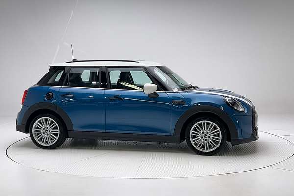 2023 MINI Hatch Cooper S Classic F55 LCI-2
