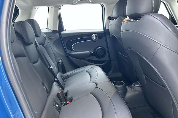 2023 MINI Hatch Cooper S Classic F55 LCI-2