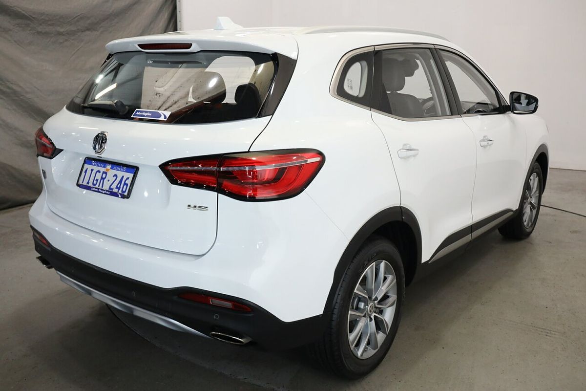 2024 MG HS Vibe SAS23