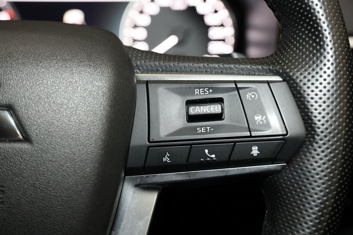 2024 Mitsubishi Outlander LS ZM