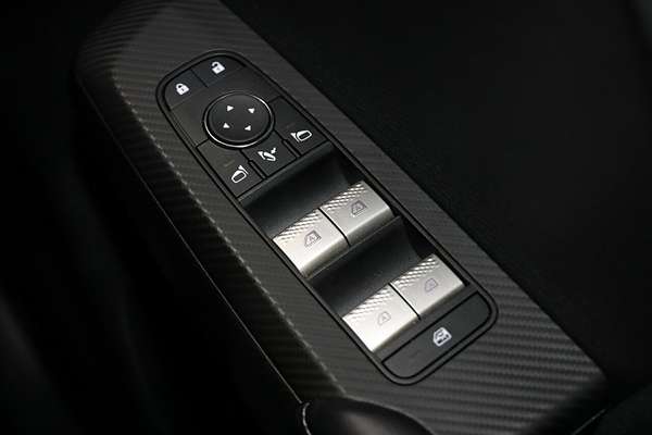 2024 Mitsubishi Outlander LS ZM