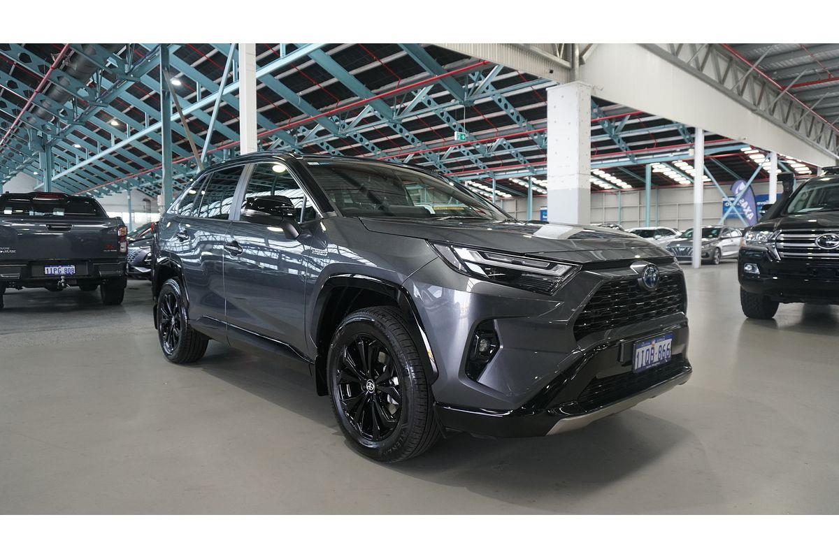 2024 Toyota RAV4 XSE AXAH52R