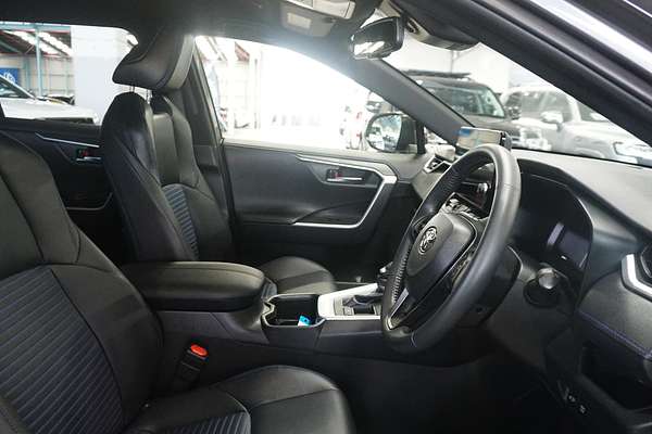 2024 Toyota RAV4 XSE AXAH52R