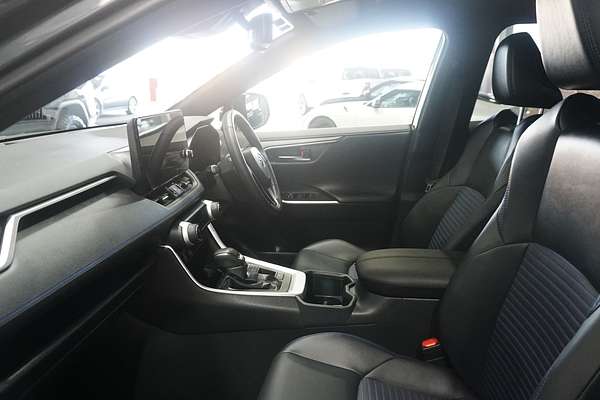 2024 Toyota RAV4 XSE AXAH52R