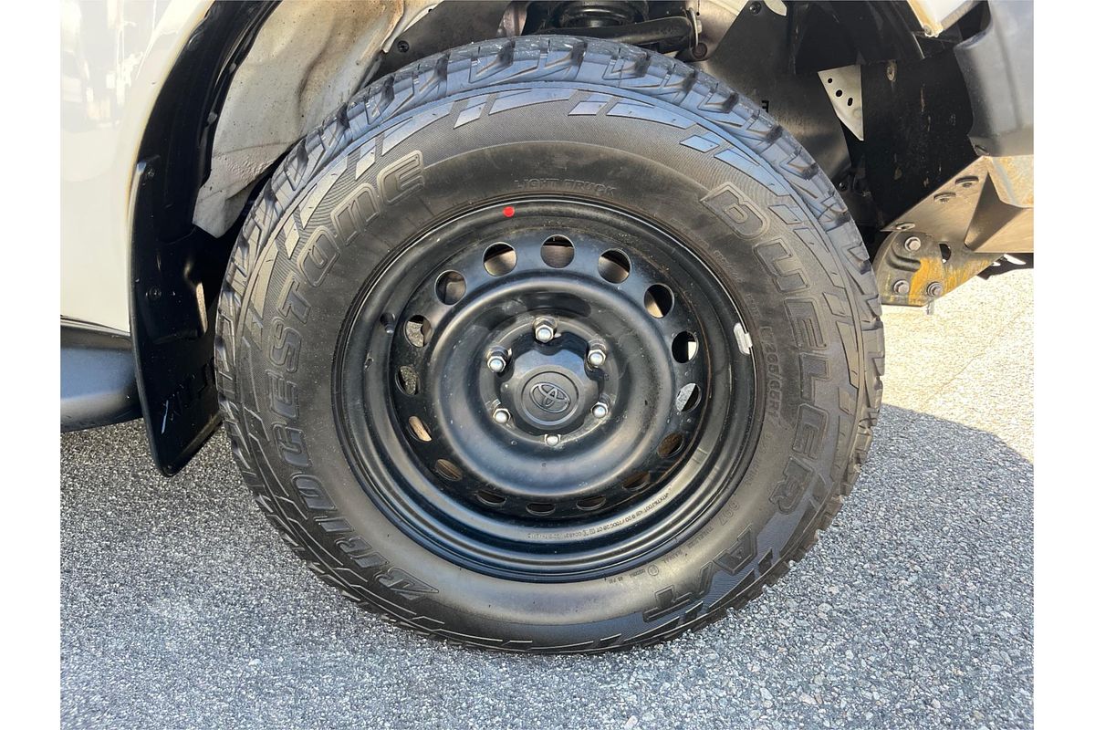 2020 Toyota Hilux SR GUN126R 4X4