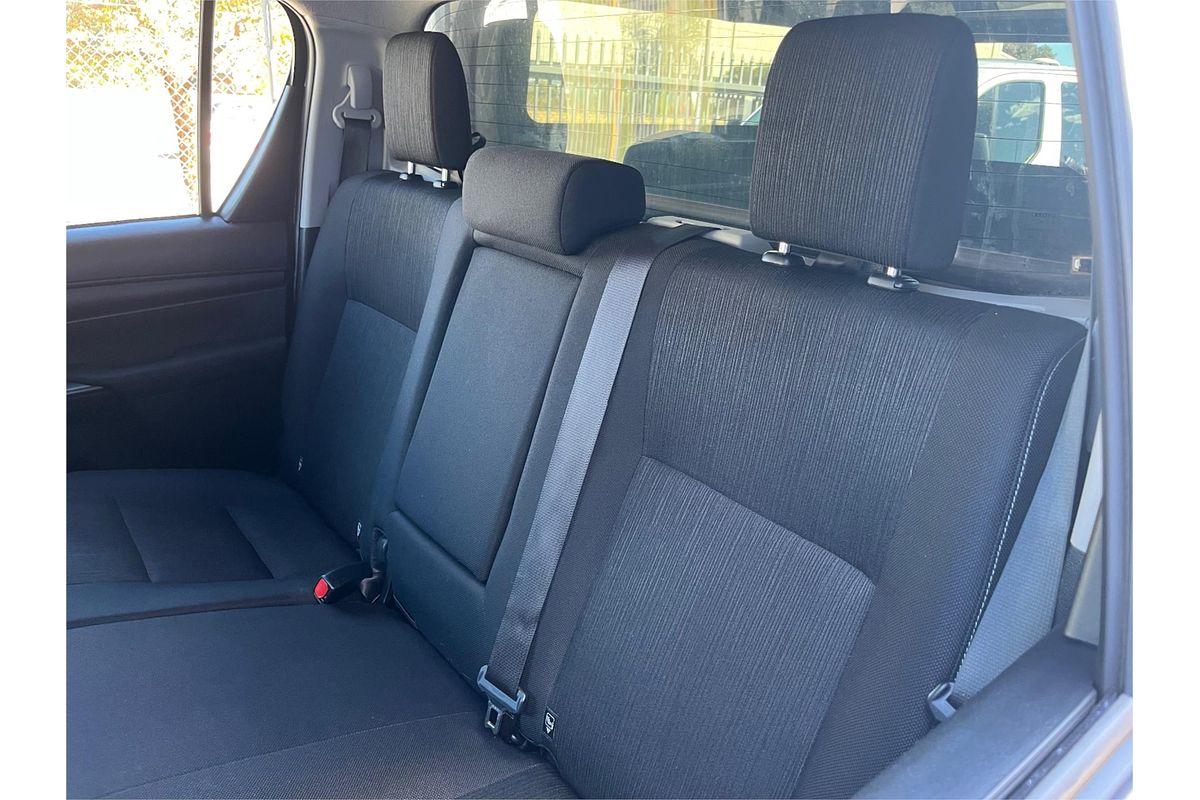 2020 Toyota Hilux SR GUN126R 4X4