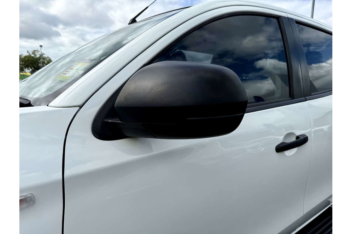 2022 Mitsubishi Triton GLX+ MR 4X4