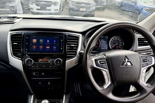 2022 Mitsubishi Triton GLX+ MR 4X4