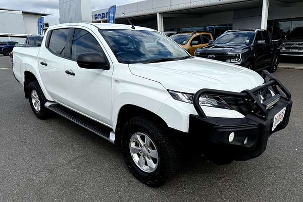 2022 Mitsubishi Triton GLX+ MR 4X4