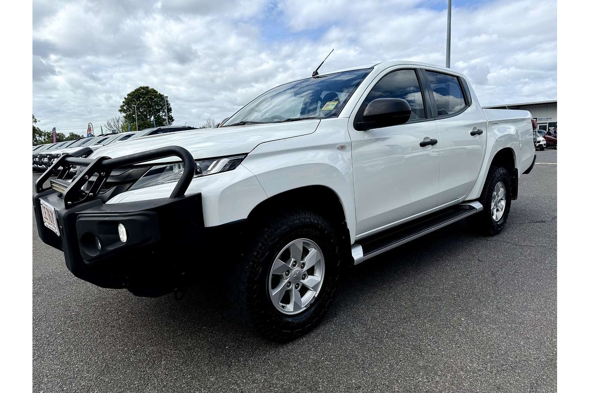 2022 Mitsubishi Triton GLX+ MR 4X4